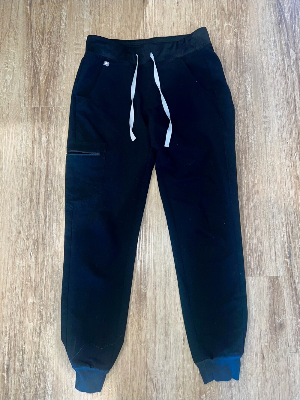 FIGS | FIGS Black Jogger Scrub Pants
